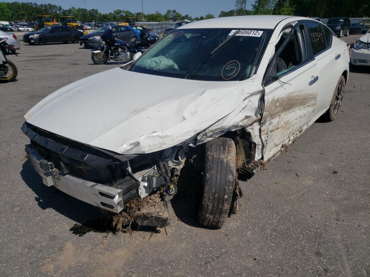 Photo 2 from auction – 2019 NISSAN ALTIMA S with VIN 1N4BL4BV0KC128049
