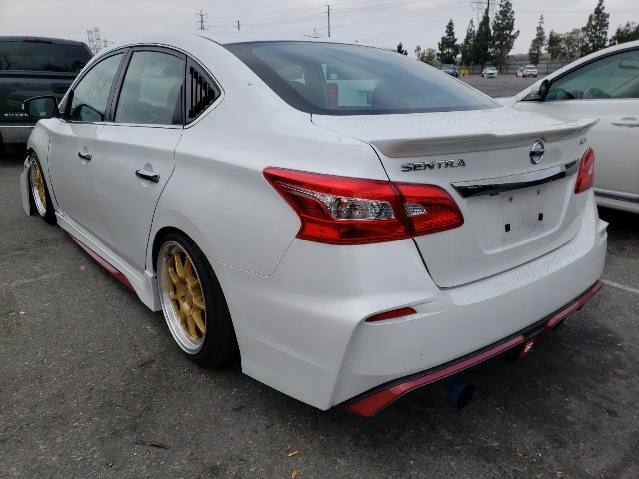 Photo 3 from auction – 2017 NISSAN SENTRA SR with VIN 3N1CB7AP6HY337613