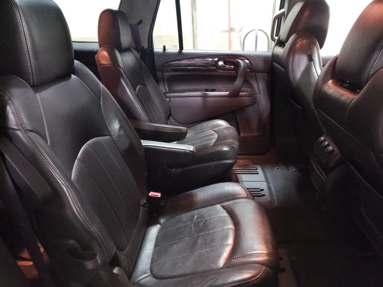 Photo 6 from auction – 2014 BUICK ENCLAVE with VIN 5GAKRBKD2EJ192132