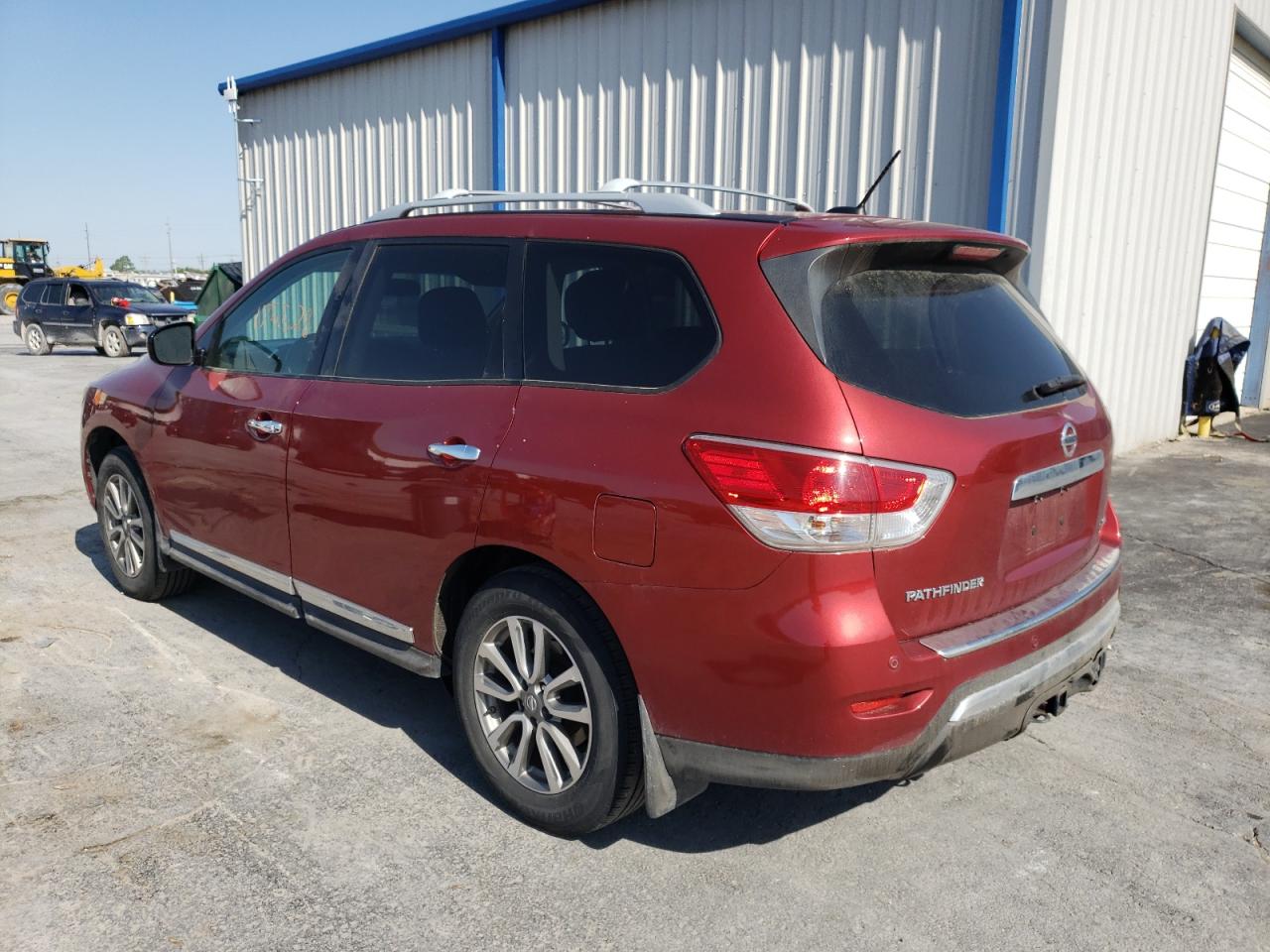 Photo 3 from auction – 2013 NISSAN PATHFINDER with VIN 5N1AR2MN0DC614090