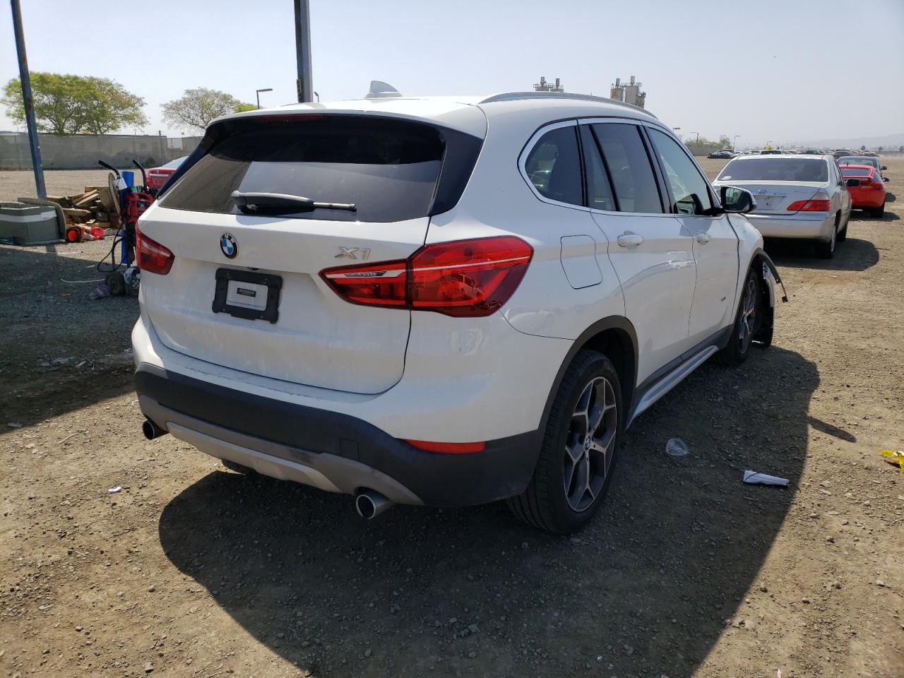 Photo 4 from auction – 2018 BMW X1 SDRIVE2 with VIN WBXHU7C32J5H45882