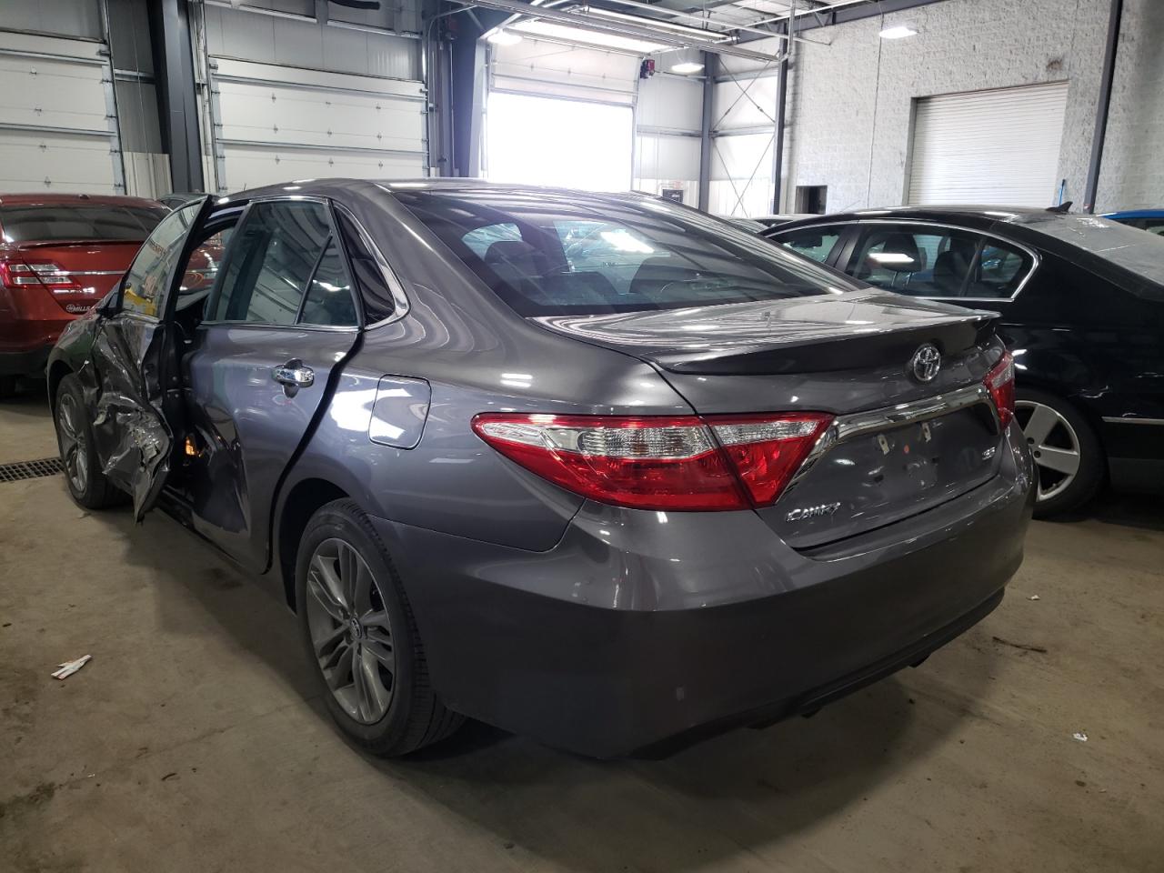 Photo 3 from auction – 2017 TOYOTA CAMRY LE with VIN 4T1BF1FK4HU653758