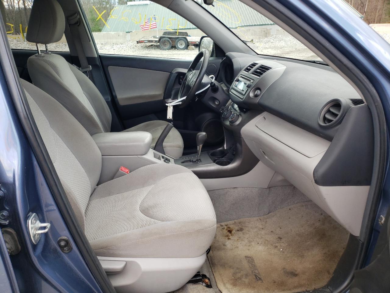 Photo 5 from auction – 2012 TOYOTA RAV4 with VIN 2T3BF4DV7CW227089