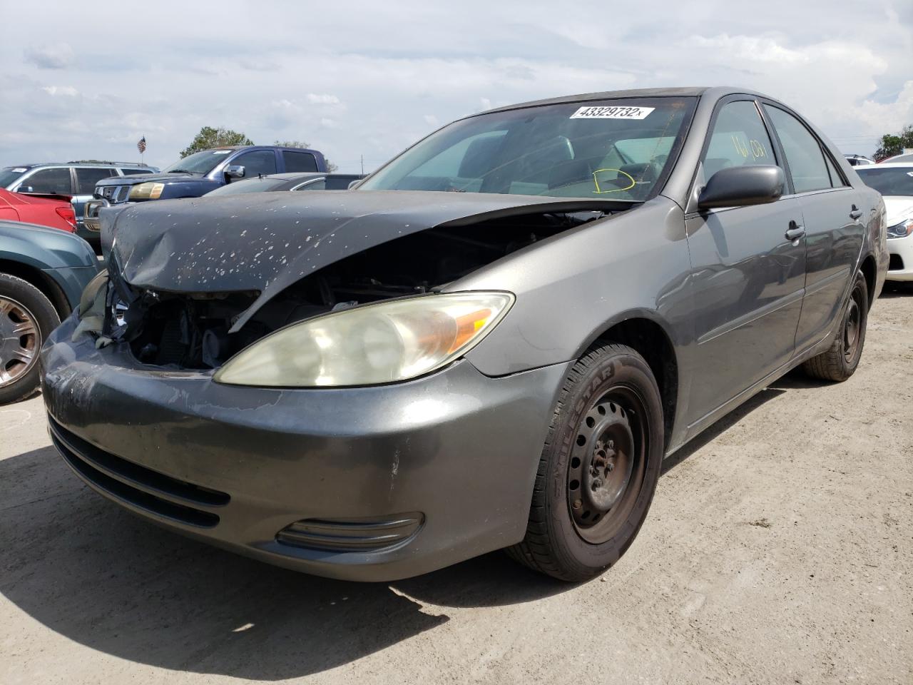 Photo 2 from auction – 2004 TOYOTA CAMRY LE with VIN 4T1BE32K44U883315