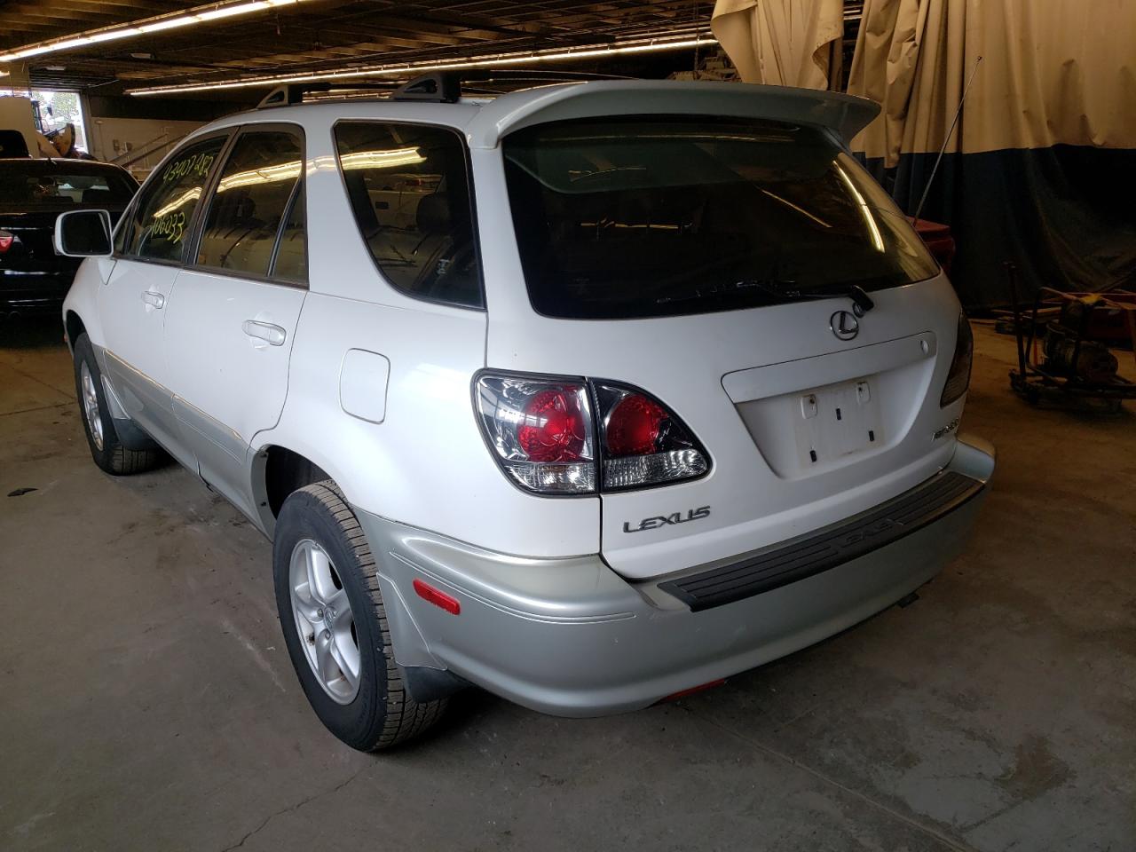 Photo 3 from auction – 2001 LEXUS RX 300 with VIN JTJHF10U710171031