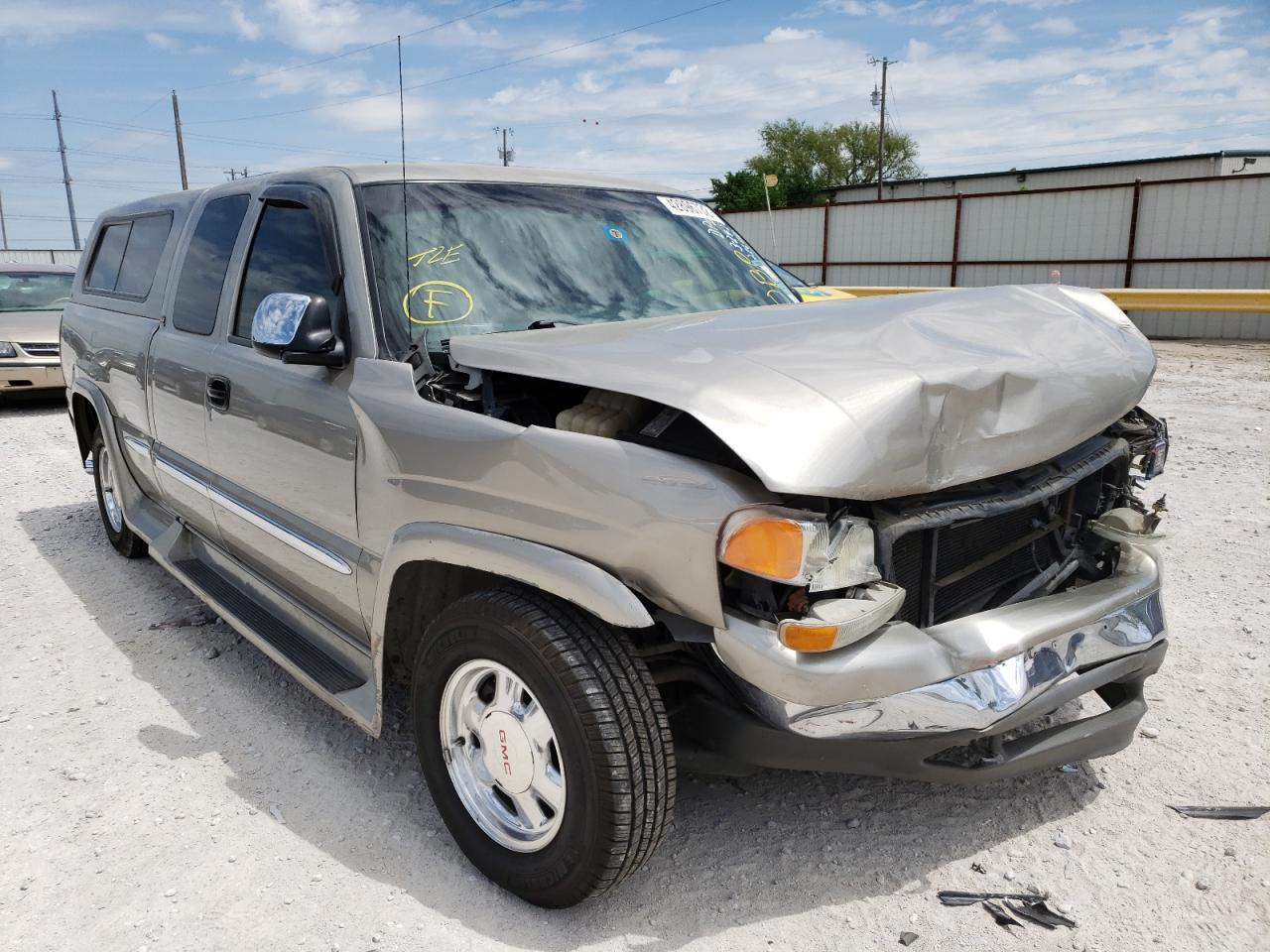 GMC NEW SIERRA 2002 con VIN 2GTEC19V921306526 - Foto de la subasta