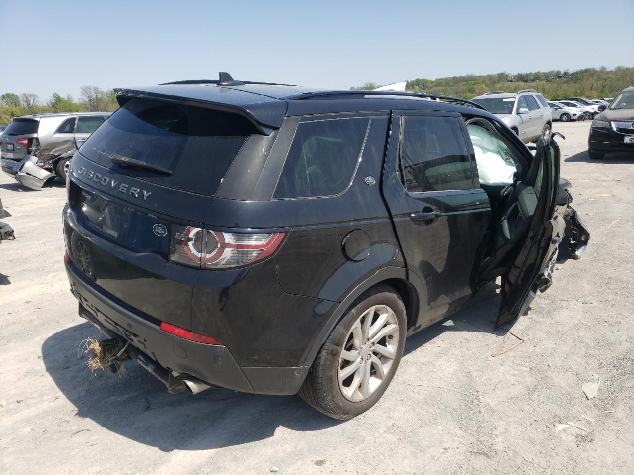 Photo 4 from auction – 2016 LAND ROVER DISCOVERY with VIN SALCR2BG2GH624623