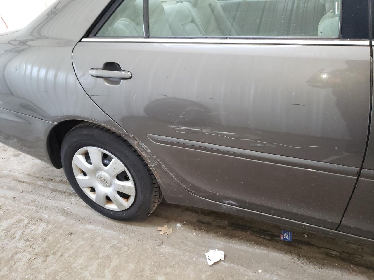Photo 9 from auction – 2003 TOYOTA CAMRY LE with VIN 4T1BE32K03U737251