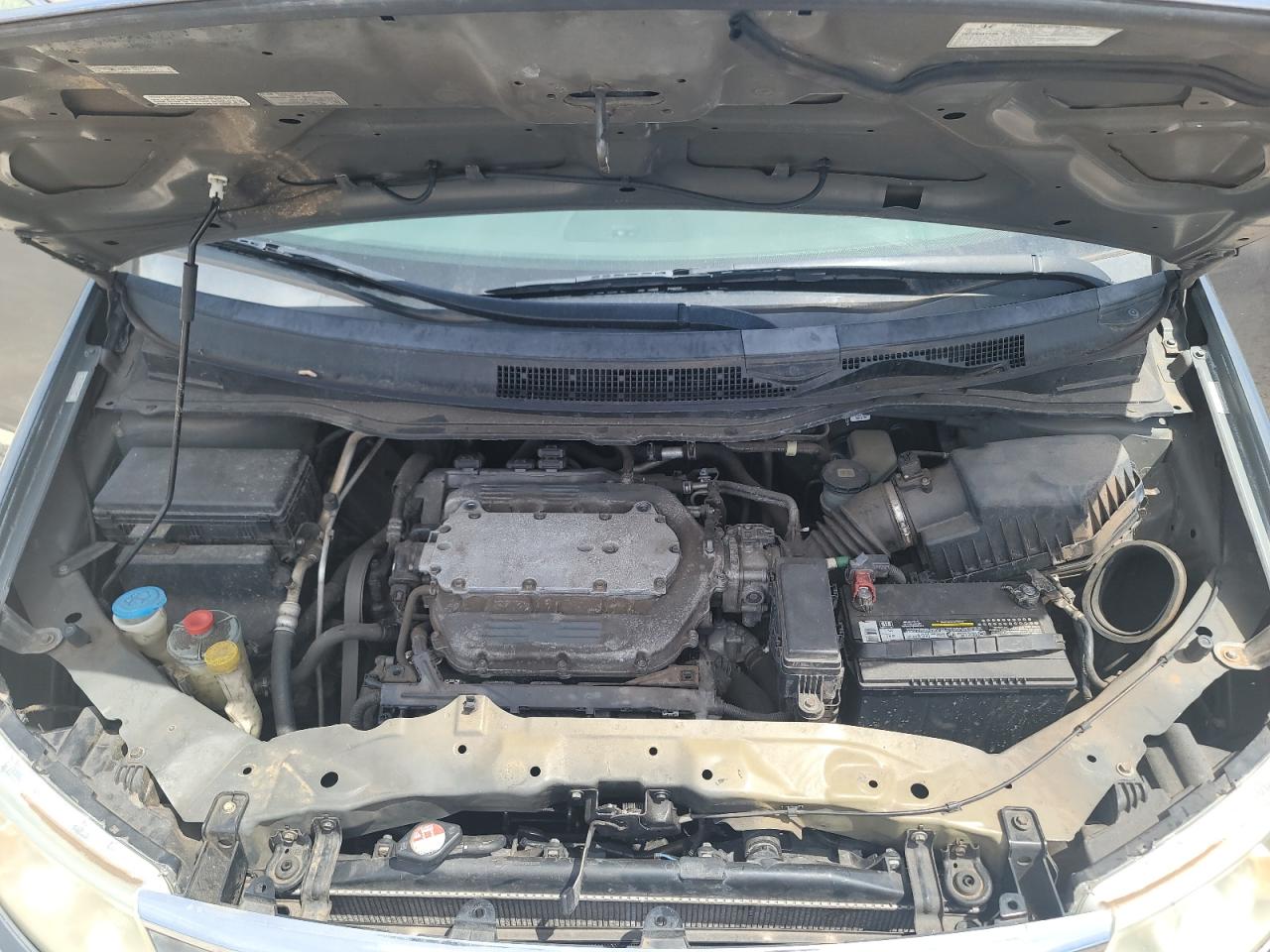 Photo 7 from auction – 2011 HONDA ODYSSEY TO with VIN 5FNRL5H95BB033501