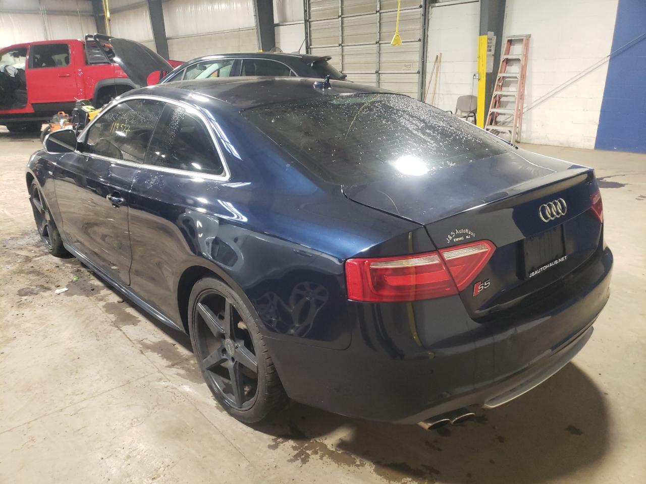 Photo 3 from auction – 2009 AUDI S5 QUATTRO with VIN WAURV78T09A032077