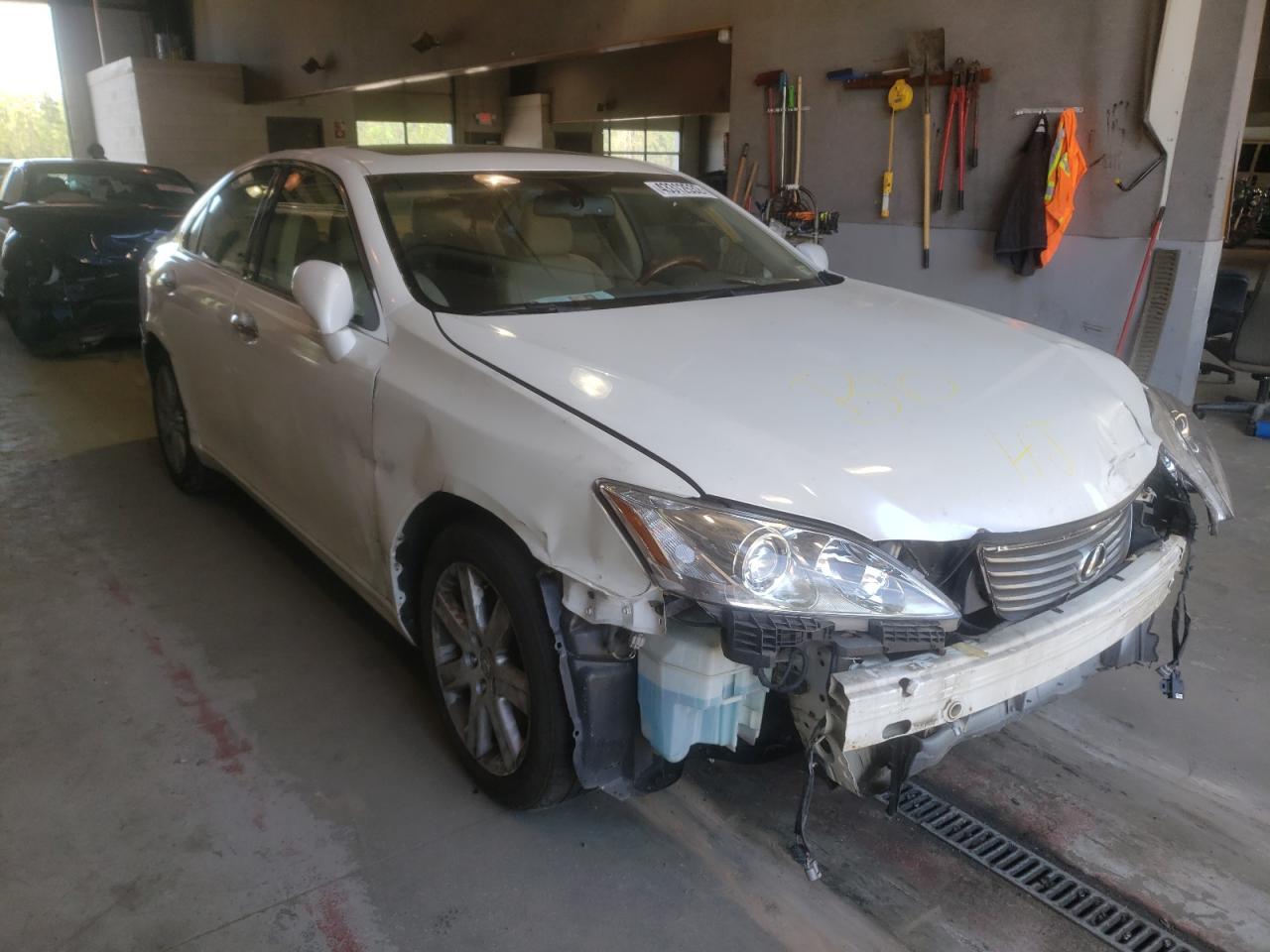 LEXUS ES 350 2008 with VIN JTHBJ46G682195005 - Photo from auction