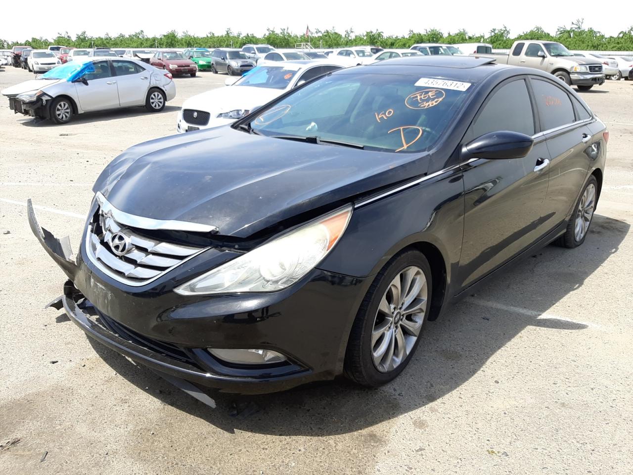 Photo 2 from auction – 2011 HYUNDAI SONATA SE with VIN 5NPEC4AC3BH013618