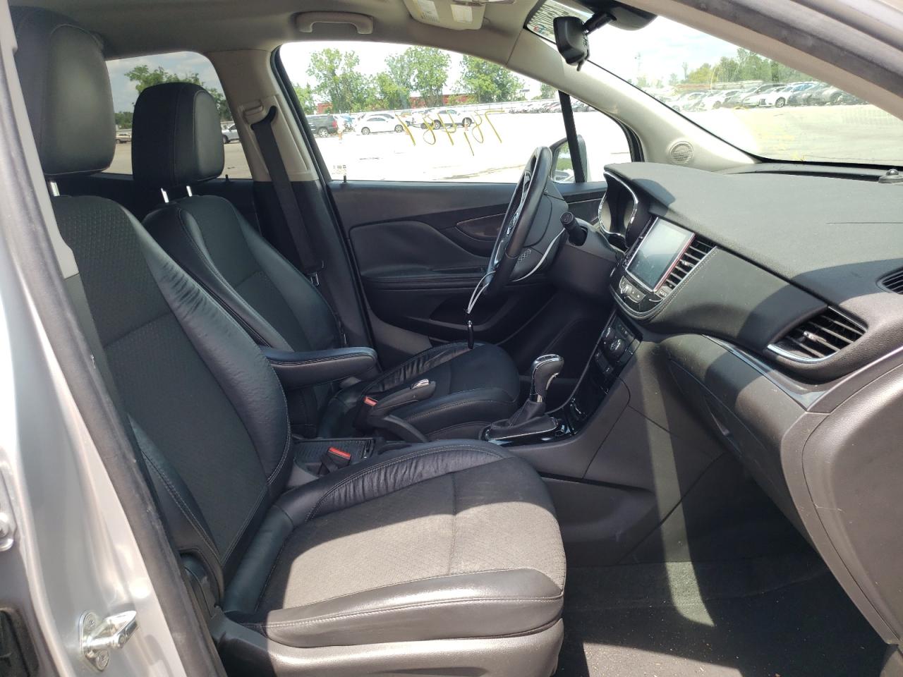 Photo 5 from auction – 2017 BUICK ENCORE PRE with VIN KL4CJASB2HB140527