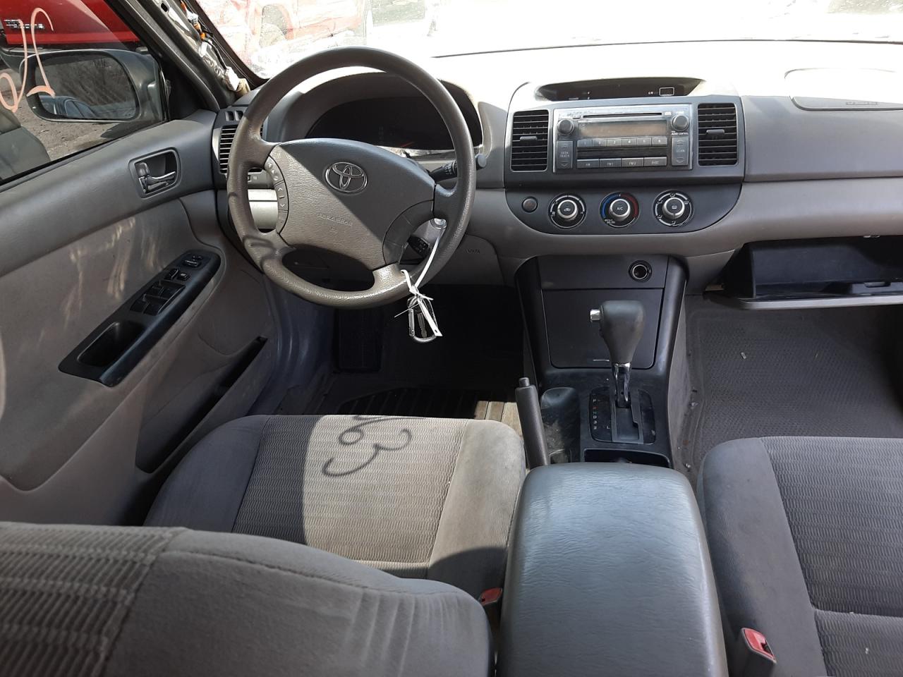 Photo 9 from auction – 2006 TOYOTA CAMRY LE with VIN 4T1BE32K06U680778