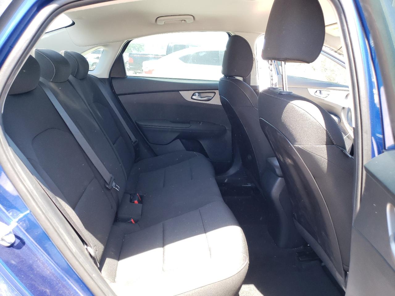 Photo 6 from auction – 2021 KIA FORTE FE with VIN 3KPF24ADXME353985