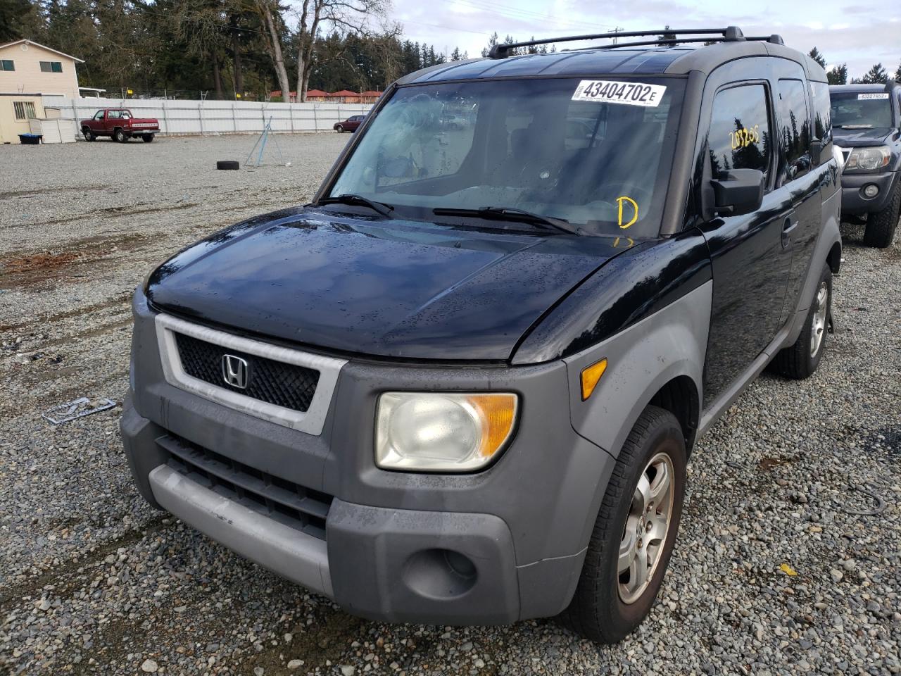 Photo 2 from auction – 2003 HONDA ELEMENT DX with VIN 5J6YH18273L002767