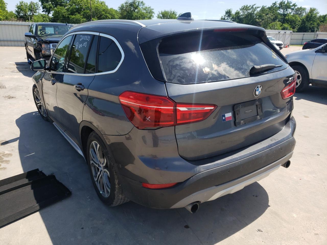 Photo 3 from auction – 2016 BMW X1 XDRIVE2 with VIN WBXHT3C35G5F64814