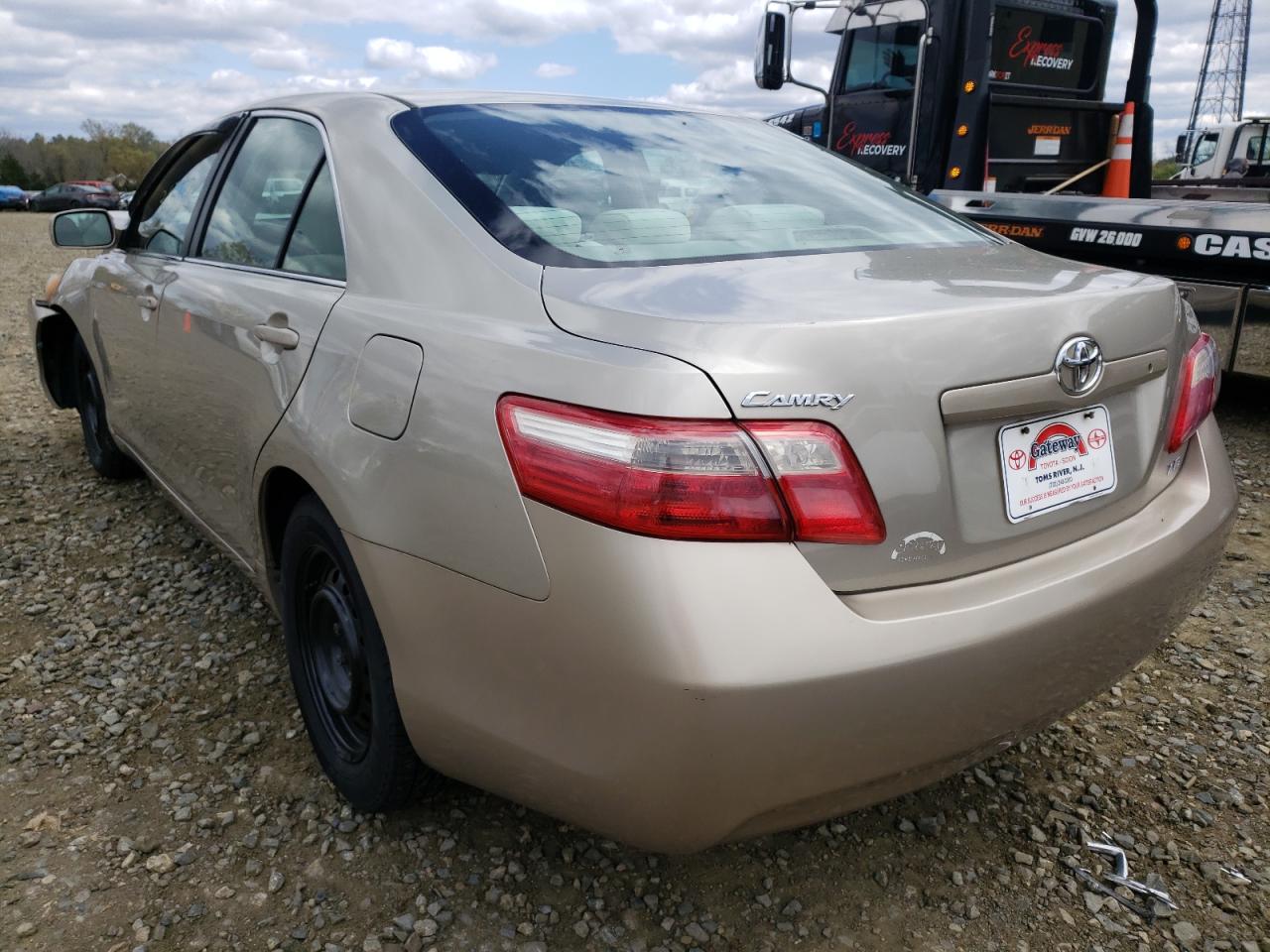 Photo 3 from auction – 2007 TOYOTA CAMRY CE with VIN 4T1BE46K27U706573