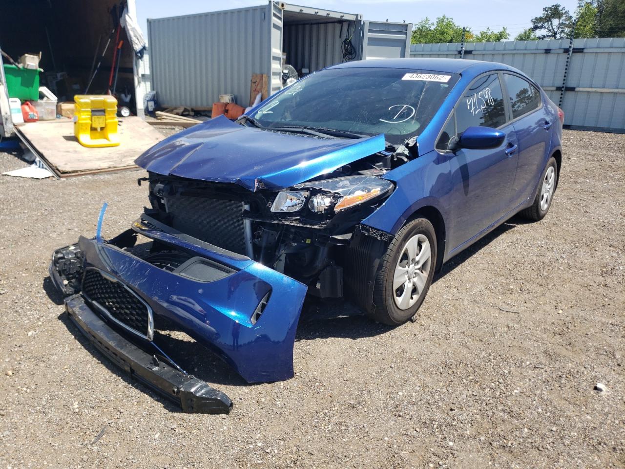 Photo 2 from auction – 2017 KIA FORTE LX with VIN 3KPFK4A74HE114173