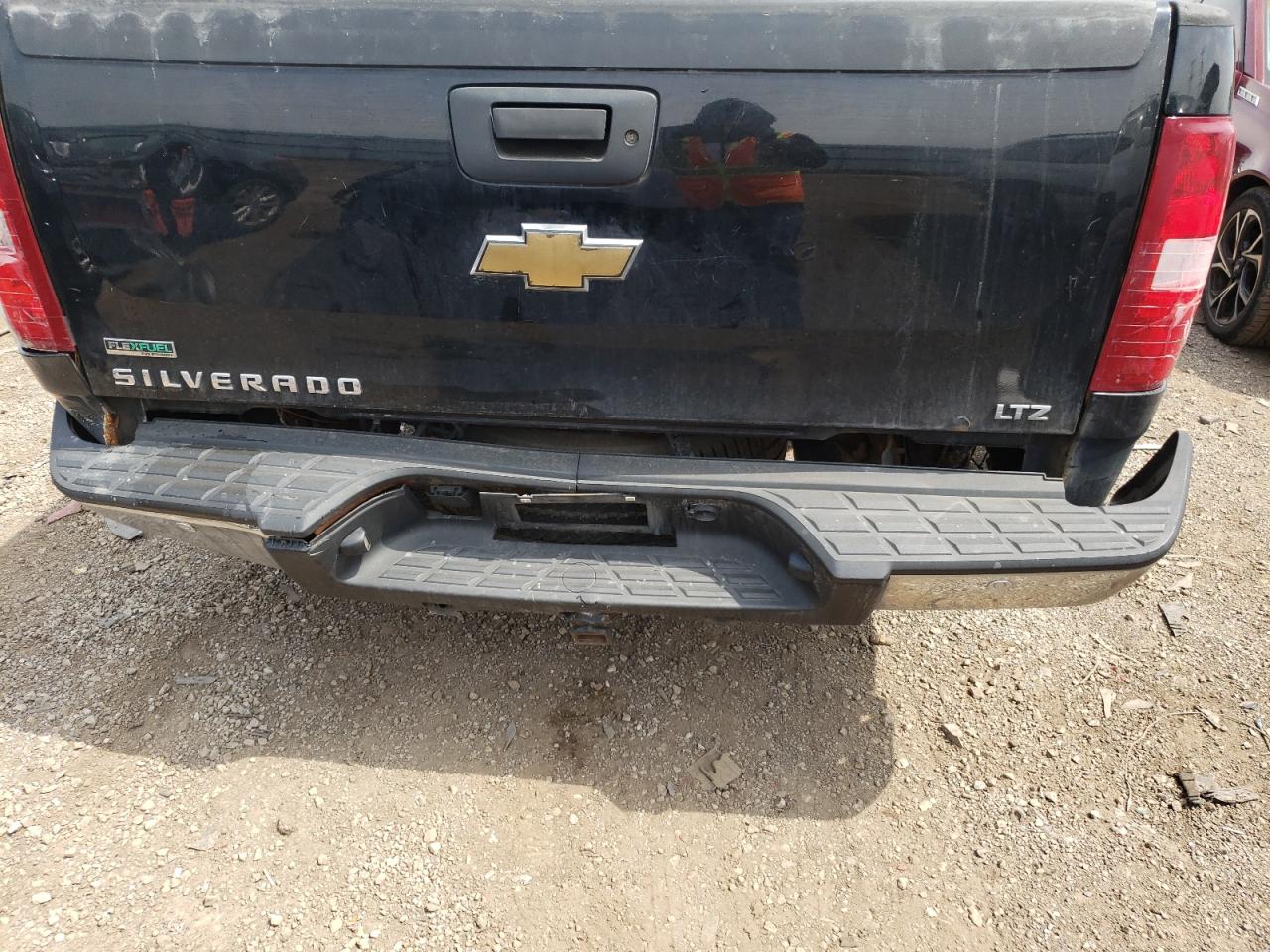 Photo 9 from auction – 2011 CHEVROLET SILVERADO with VIN 1GCRKTE32BZ186595