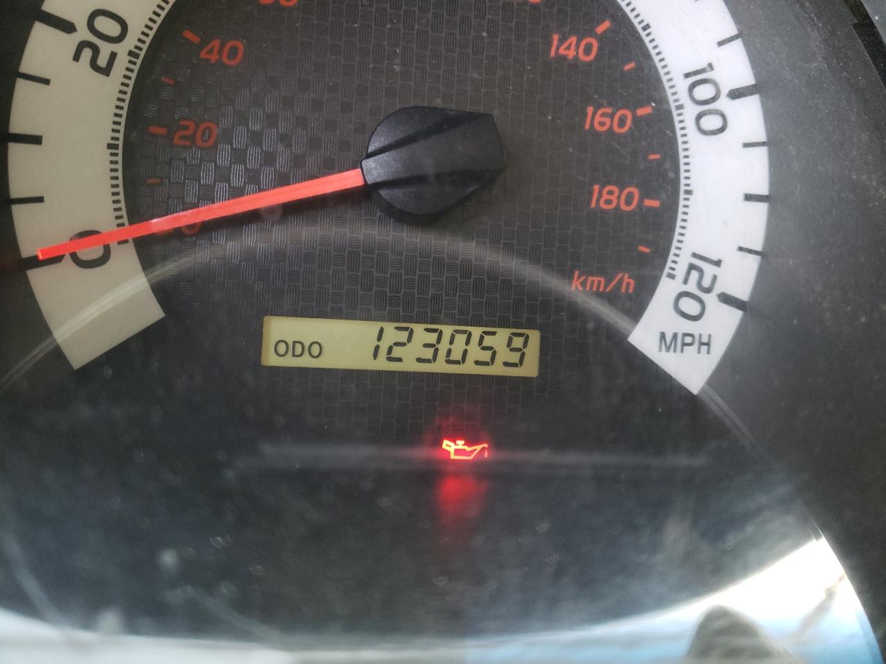 Photo 8 from auction – 2014 TOYOTA TACOMA DOU with VIN 3TMLU4EN5EM159579