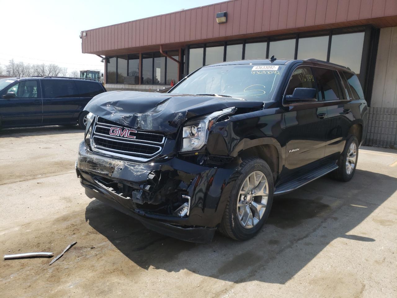 Photo 2 from auction – 2015 GMC YUKON SLT with VIN 1GKS2BKC6FR161192