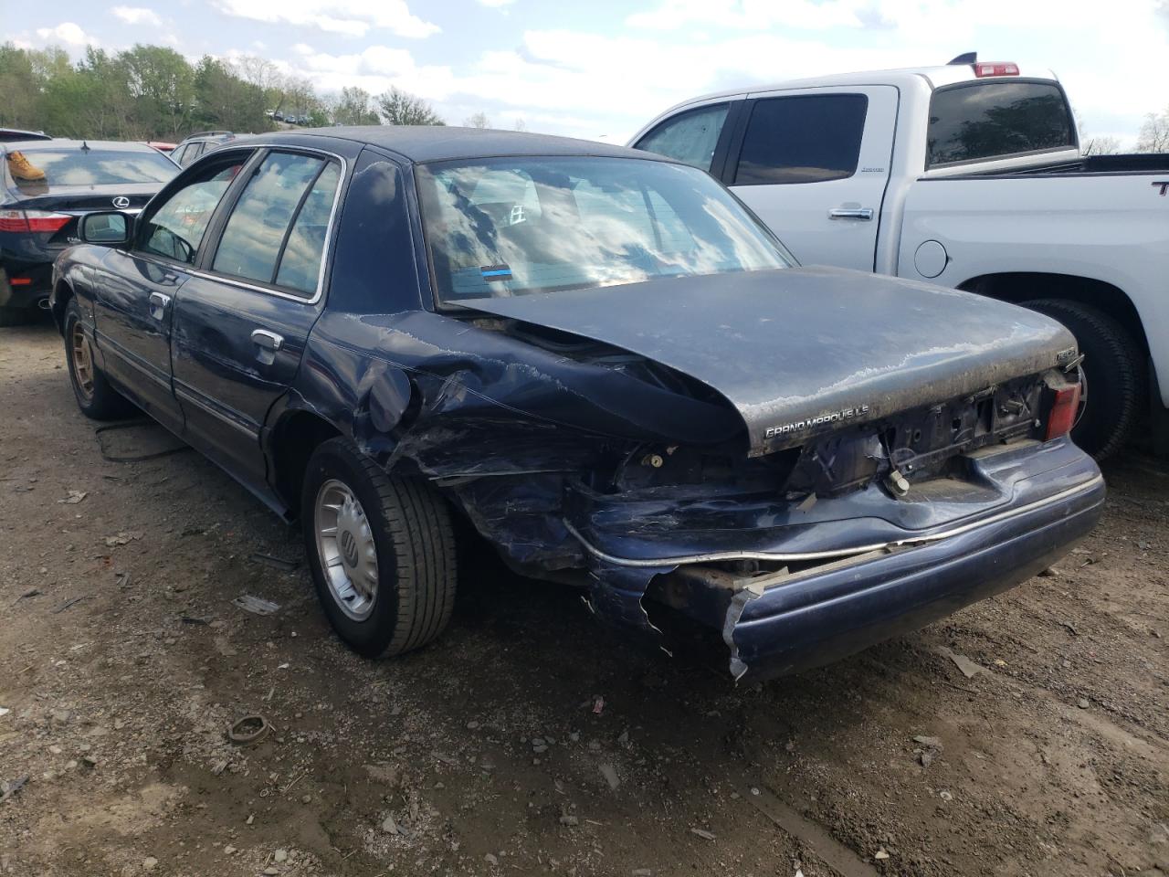 Photo 3 from auction – 1997 MERCURY GRAND MARQ with VIN 2MELM75W2VX673967