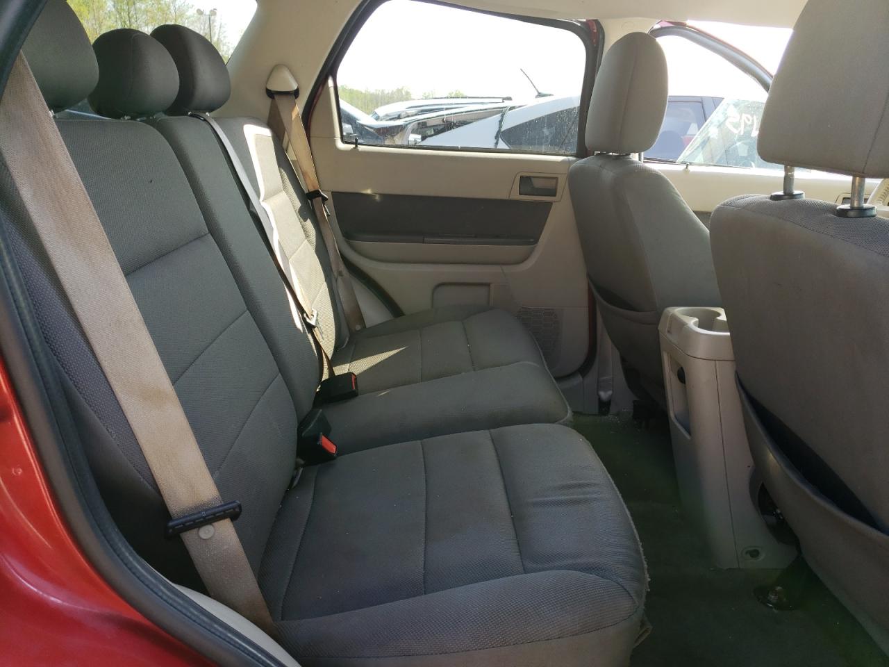 Photo 6 from auction – 2009 FORD ESCAPE XLT with VIN 1FMCU93G39KA89364