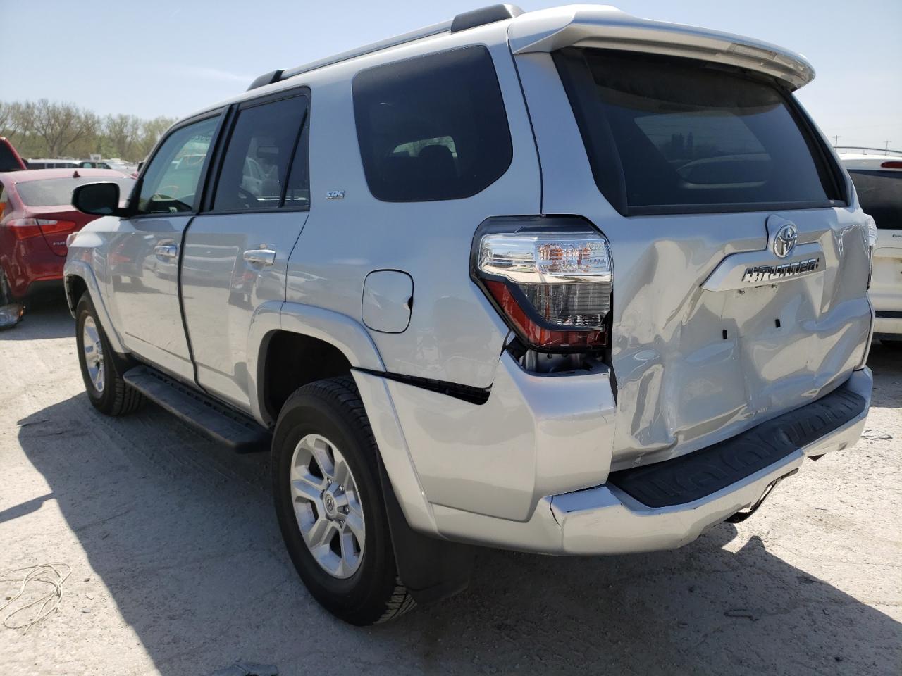 Photo 3 from auction – 2021 TOYOTA 4RUNNER SR with VIN JTEMU5JRXM5936325