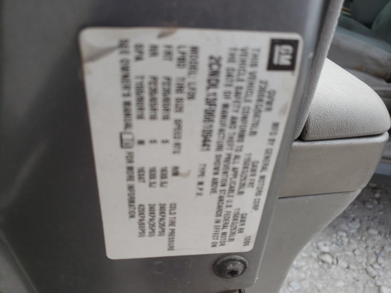 Photo 10 from auction – 2006 CHEVROLET EQUINOX LS with VIN 2CNDL13F066109441