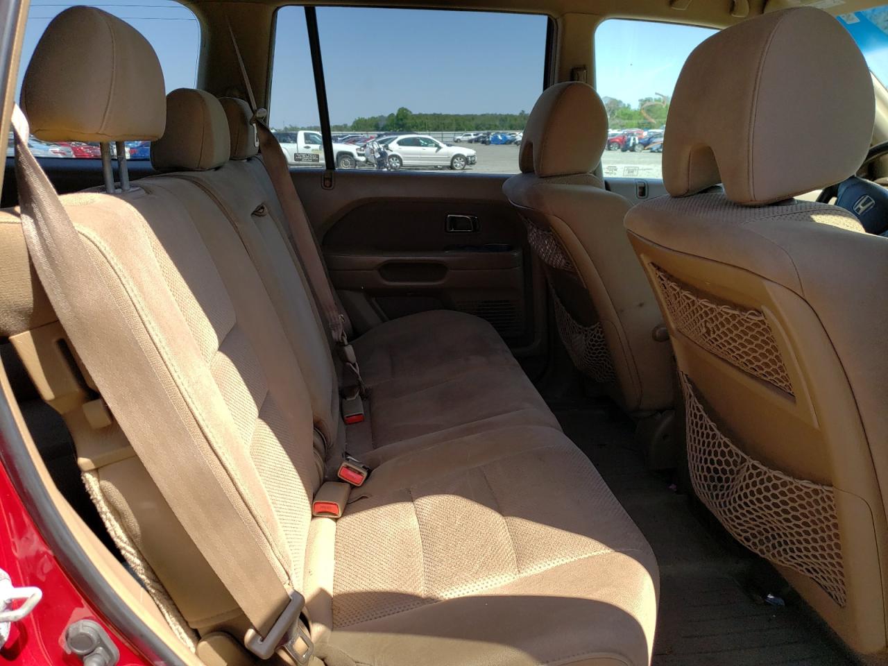 Photo 6 from auction – 2006 HONDA PILOT EX with VIN 5FNYF28406B030811