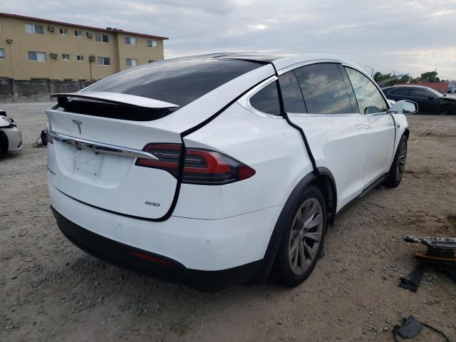 Photo 4 from auction – 2016 TESLA MODEL X with VIN 5YJXCAE28GF013323
