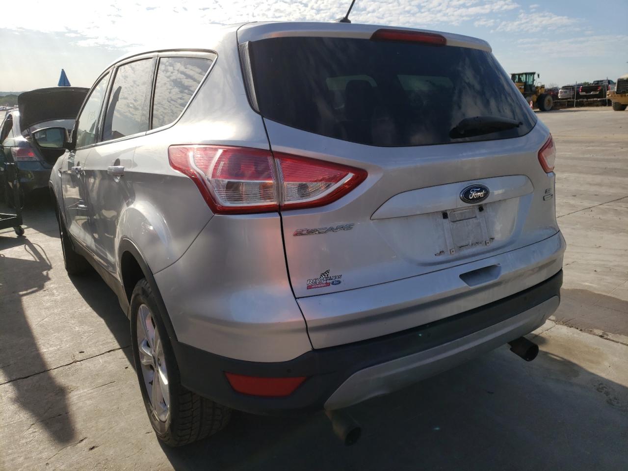 Photo 3 from auction – 2013 FORD ESCAPE SE with VIN 1FMCU9G95DUC11893