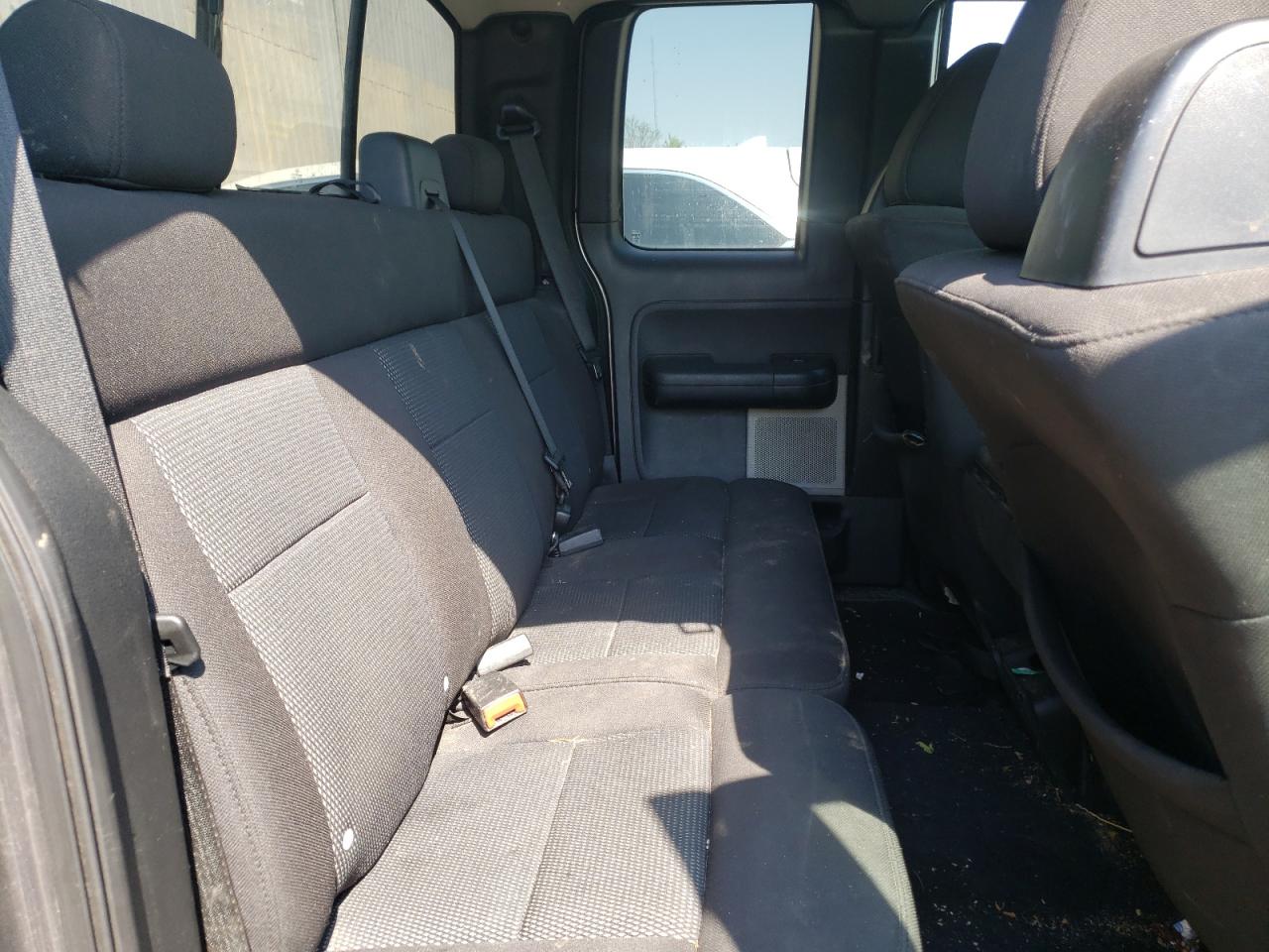 Photo 6 from auction – 2005 FORD F150 with VIN 1FTPX14565FA34101