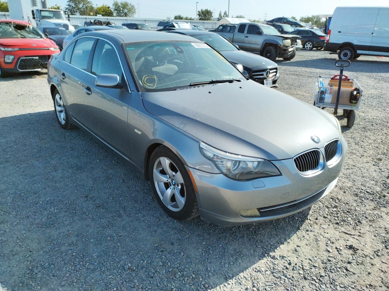 BMW 528 I 2008 with VIN WBANU535X8CT05818 - Photo from auction