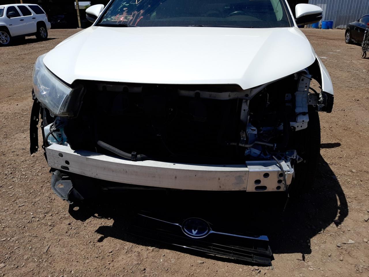 Photo 9 from auction – 2015 TOYOTA HIGHLANDER with VIN 5TDDCRFH5FS008899