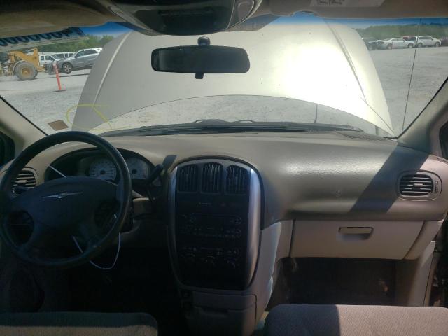 Photo 9 from auction – 2005 CHRYSLER TOWN & COU with VIN 2C4GP54L85R559935