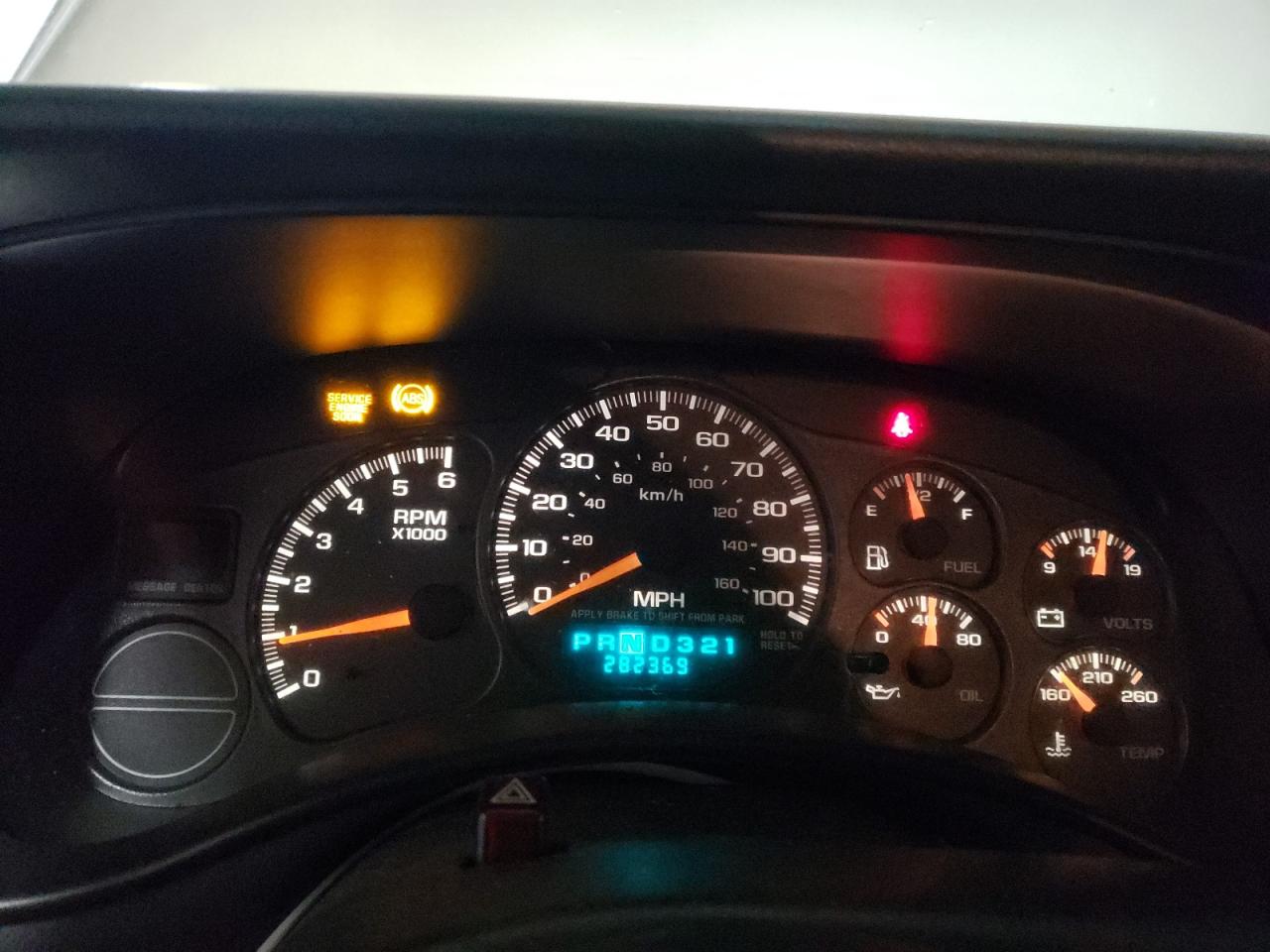 Photo 8 from auction – 2000 CHEVROLET SILVERADO with VIN 2GCEK19T2Y1185056