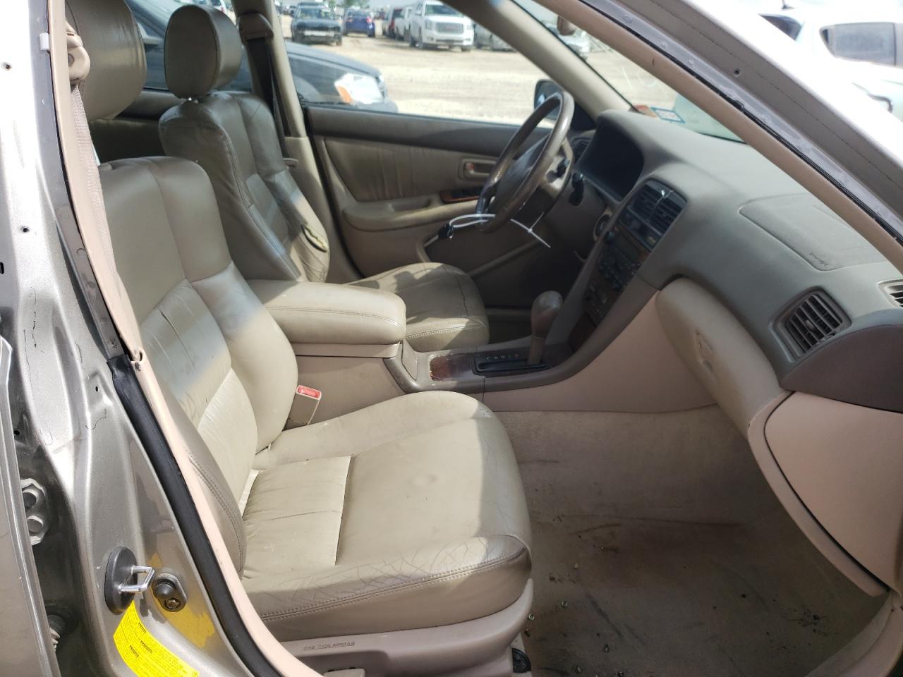 Photo 5 from auction – 2001 LEXUS ES 300 with VIN JT8BF28G615110266