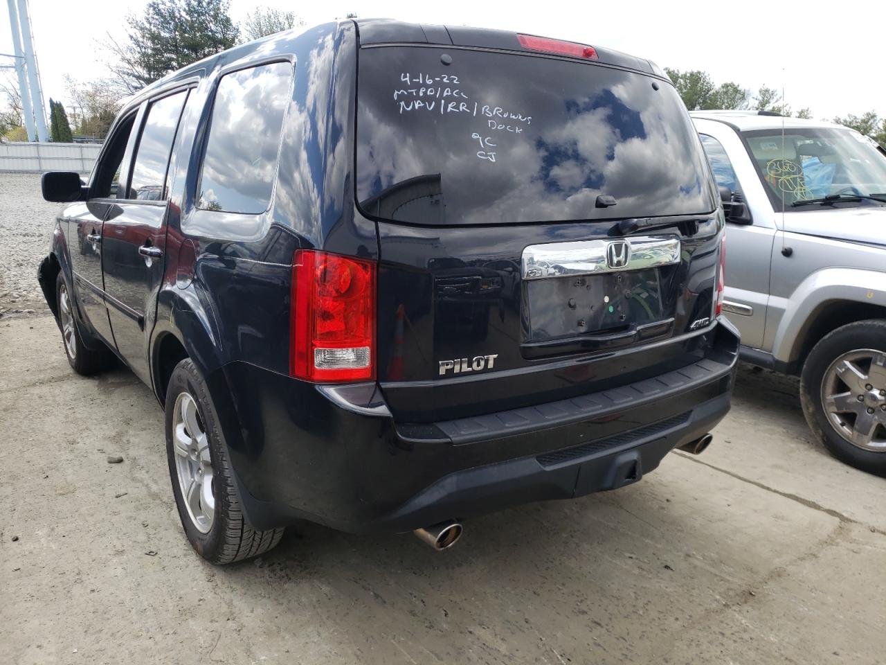 Photo 13 from auction – 2014 HONDA PILOT EXL with VIN 5FNYF4H52EB044079