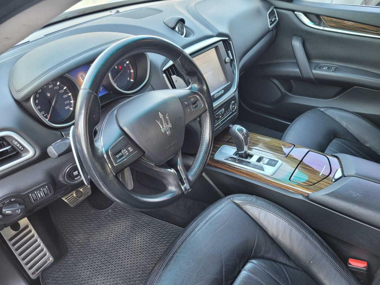 Photo 9 from auction – 2014 MASERATI GHIBLI S with VIN ZAM57RTAXE1083394
