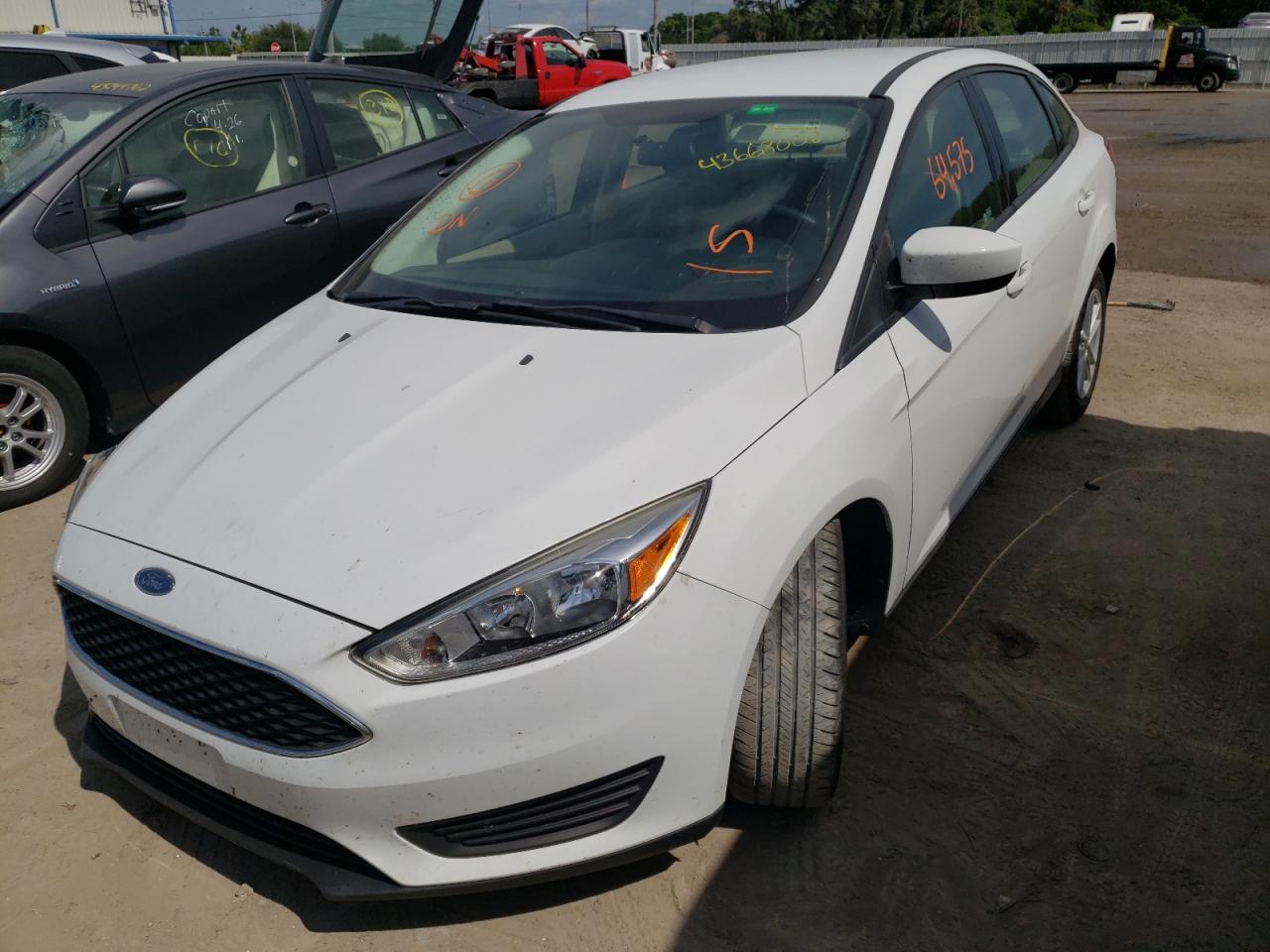 Foto 2 de la subasta – 2018 FORD FOCUS SE con VIN 1FADP3F28JL227224