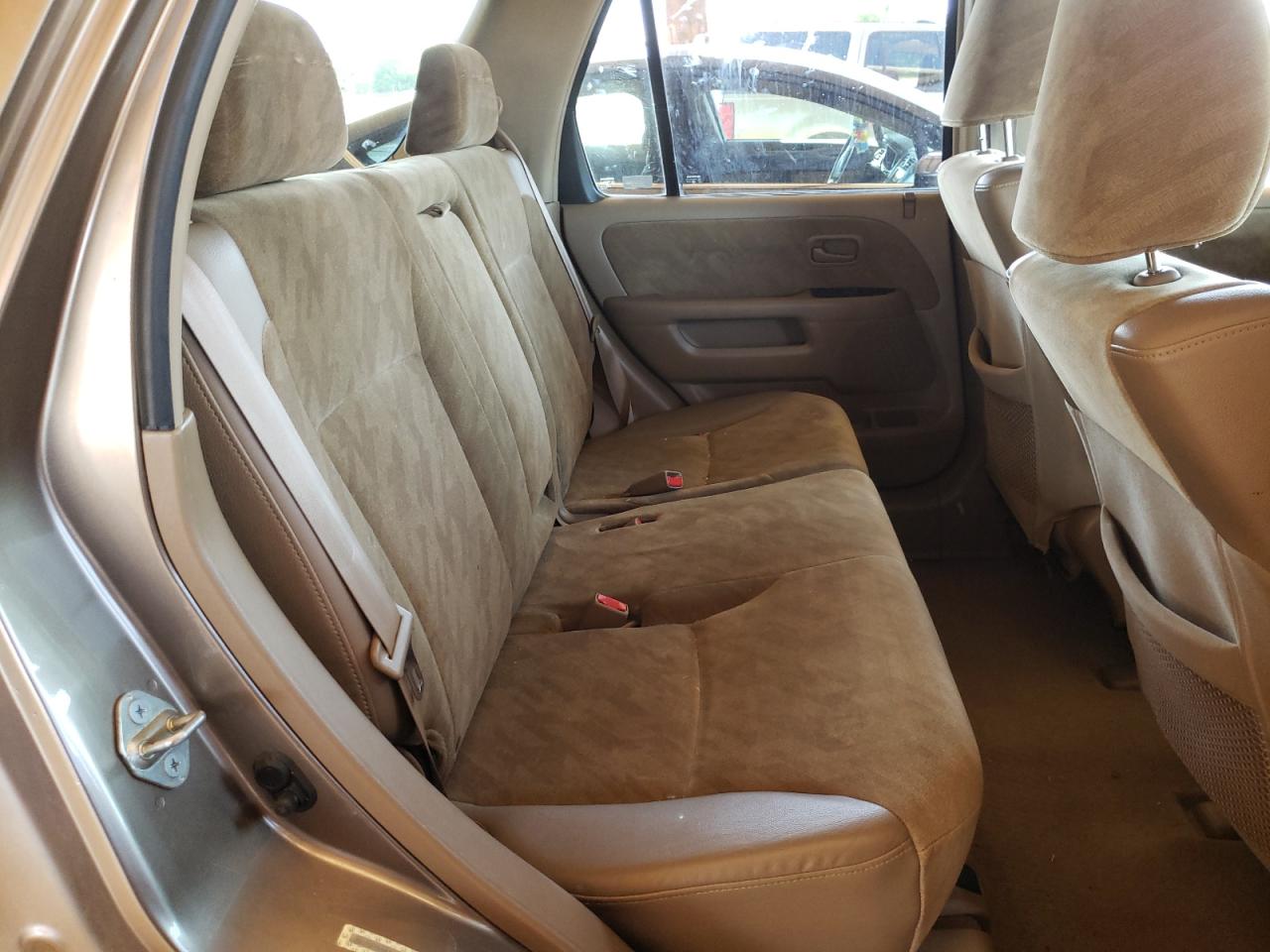 Photo 6 from auction – 2004 HONDA CR-V EX with VIN JHLRD78844C021357