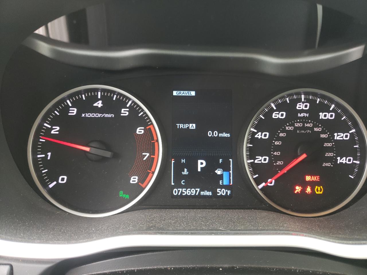 Photo 8 from auction – 2018 MITSUBISHI ECLIPSE CR with VIN JA4AT5AA2JZ040894