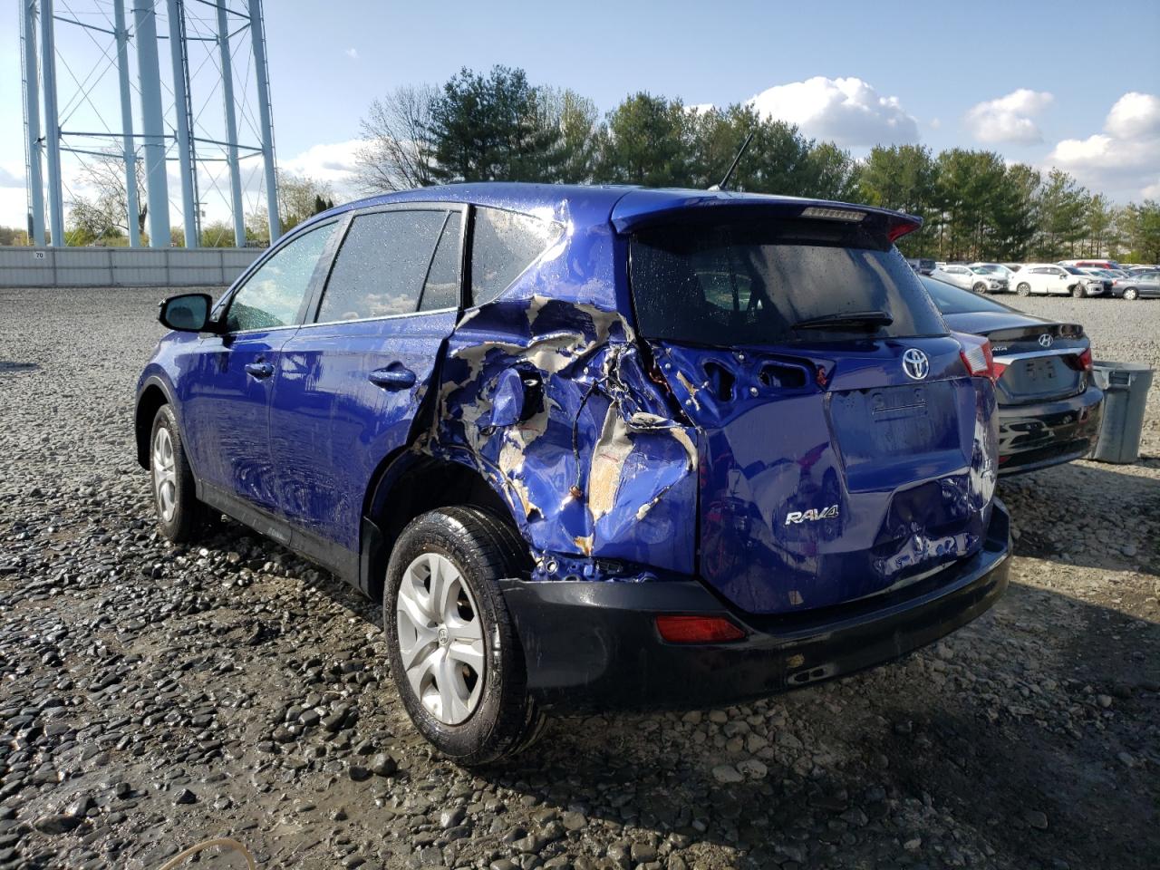 Photo 3 from auction – 2015 TOYOTA RAV4 LE with VIN 2T3BFREV2FW387672