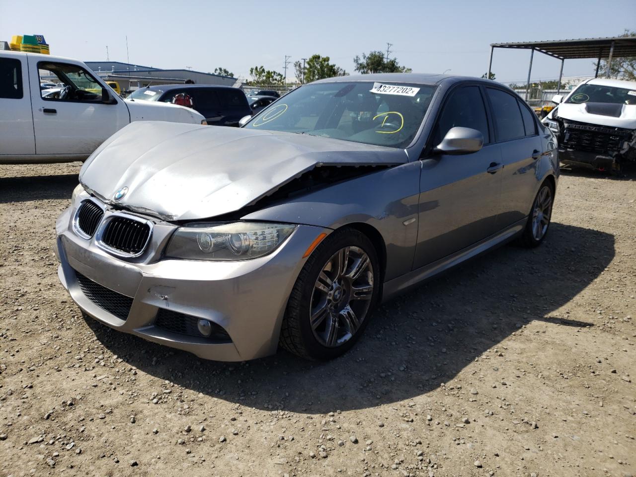 Photo 2 from auction – 2010 BMW 328 I with VIN WBAPH7C5XAA800420