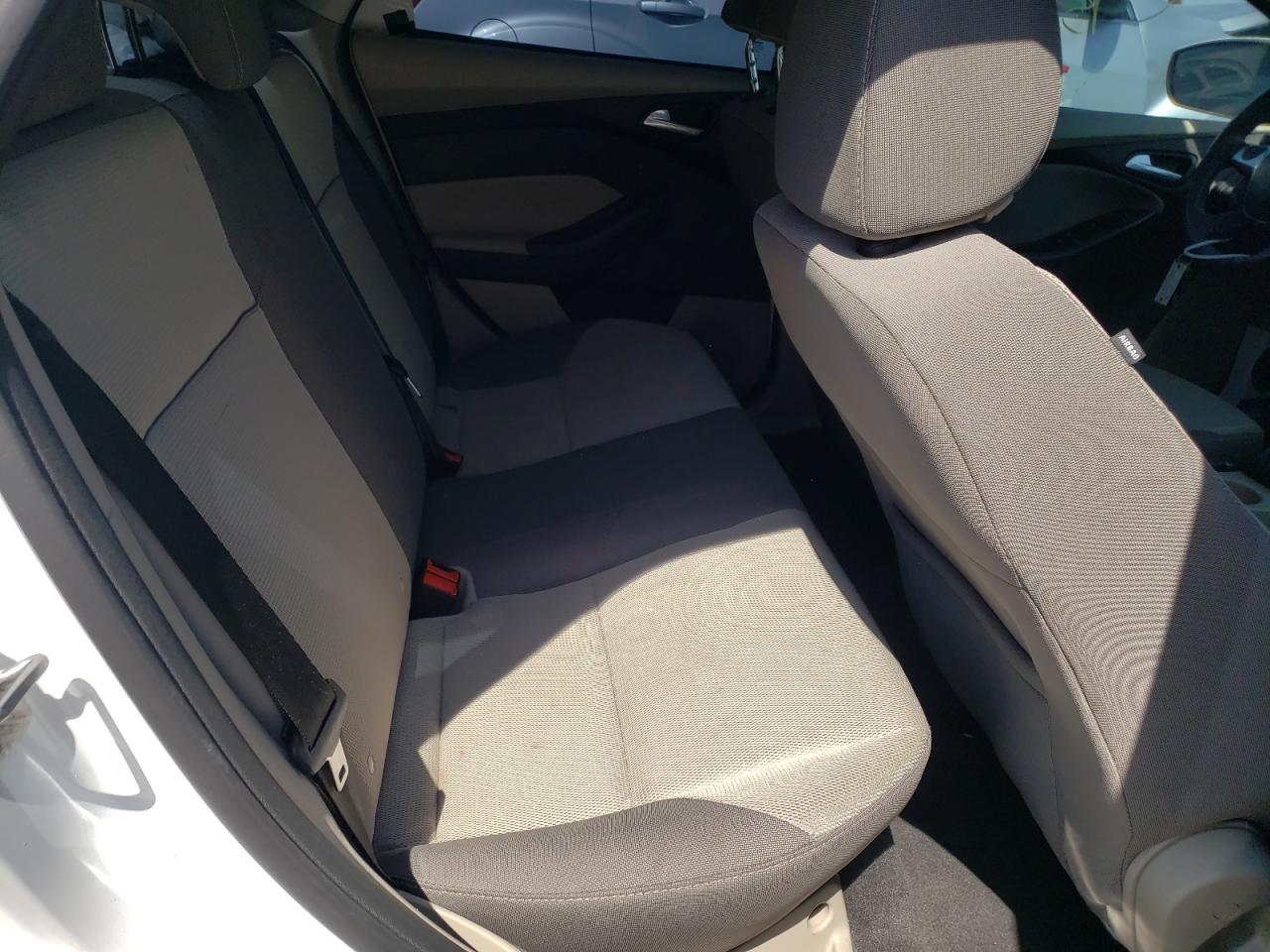Photo 6 from auction – 2013 FORD FOCUS SE with VIN 1FADP3F22DL339974