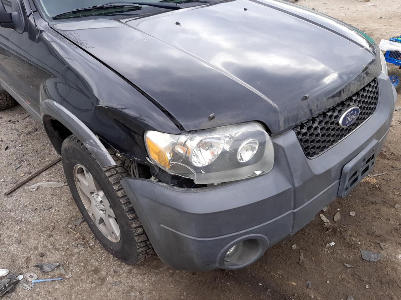 Photo 9 from auction – 2005 FORD ESCAPE XLT with VIN 1FMCU93195KA72333