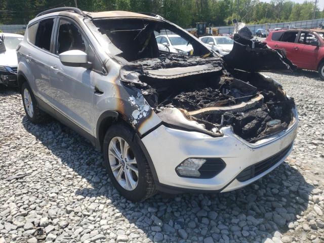 FORD ESCAPE SE 2018 with VIN 1FMCU9GD8JUA73637 - Photo from auction