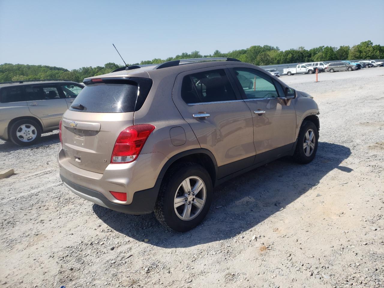 Photo 4 from auction – 2018 CHEVROLET TRAX 1LT with VIN 3GNCJPSB7JL240126